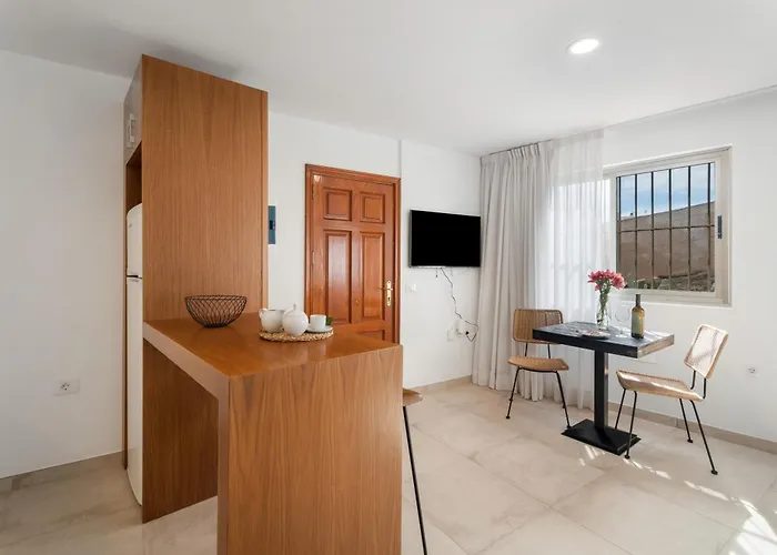 Bellavista, Bajo B * Alcalá